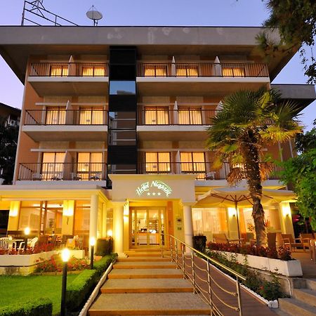 Hotel Niagara Линяно Сабиадоро Екстериор снимка