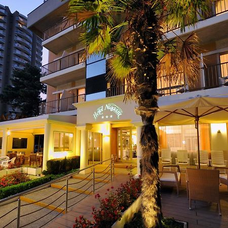 Hotel Niagara Линяно Сабиадоро Екстериор снимка
